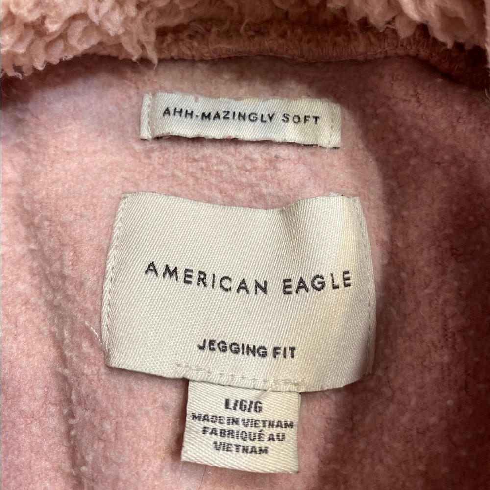 American Eagle jegging fit hooded sweatshirt. Size large. ￼pink - Picture 10 of 10